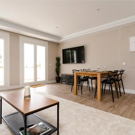 Golf Gardens Miraflores Apartment *
